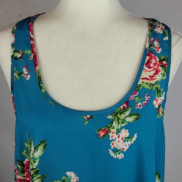 Umgee Blouse - Picture 3 of 14